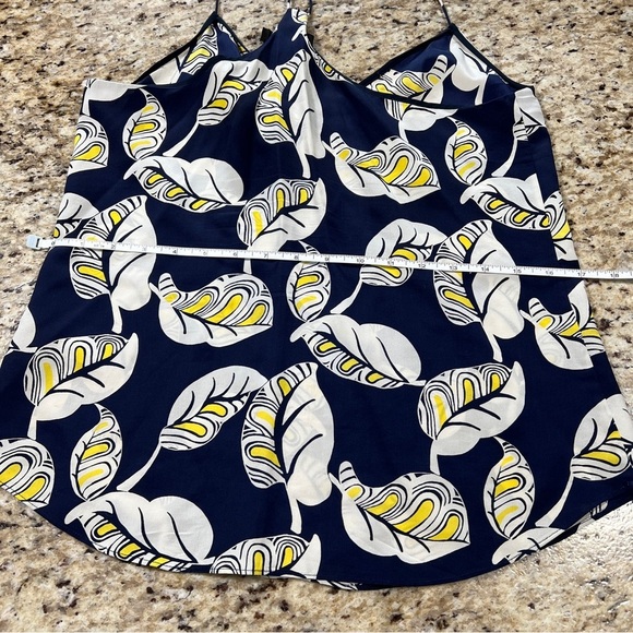 J CREW CAMISOLE 2 100% SILK SPAGHETTI STRAPS RACERBACK FLORAL FEMININE SLINKY - Picture 6 of 9